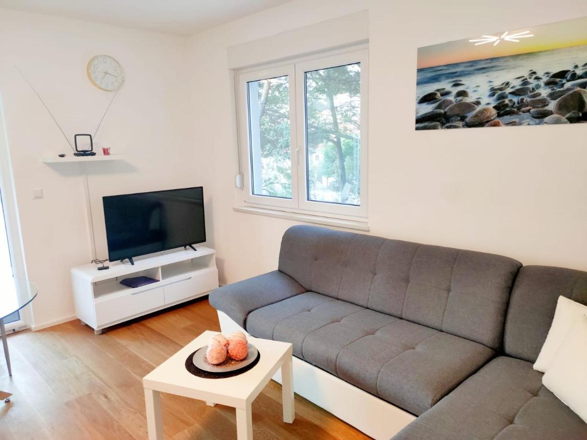 Apartment Elin Omis