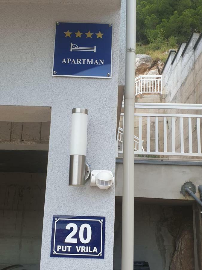 Elin Apartment