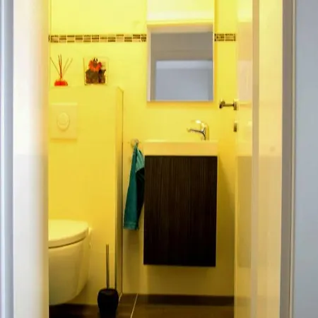 Apartmani Elin Omis Exterior photo